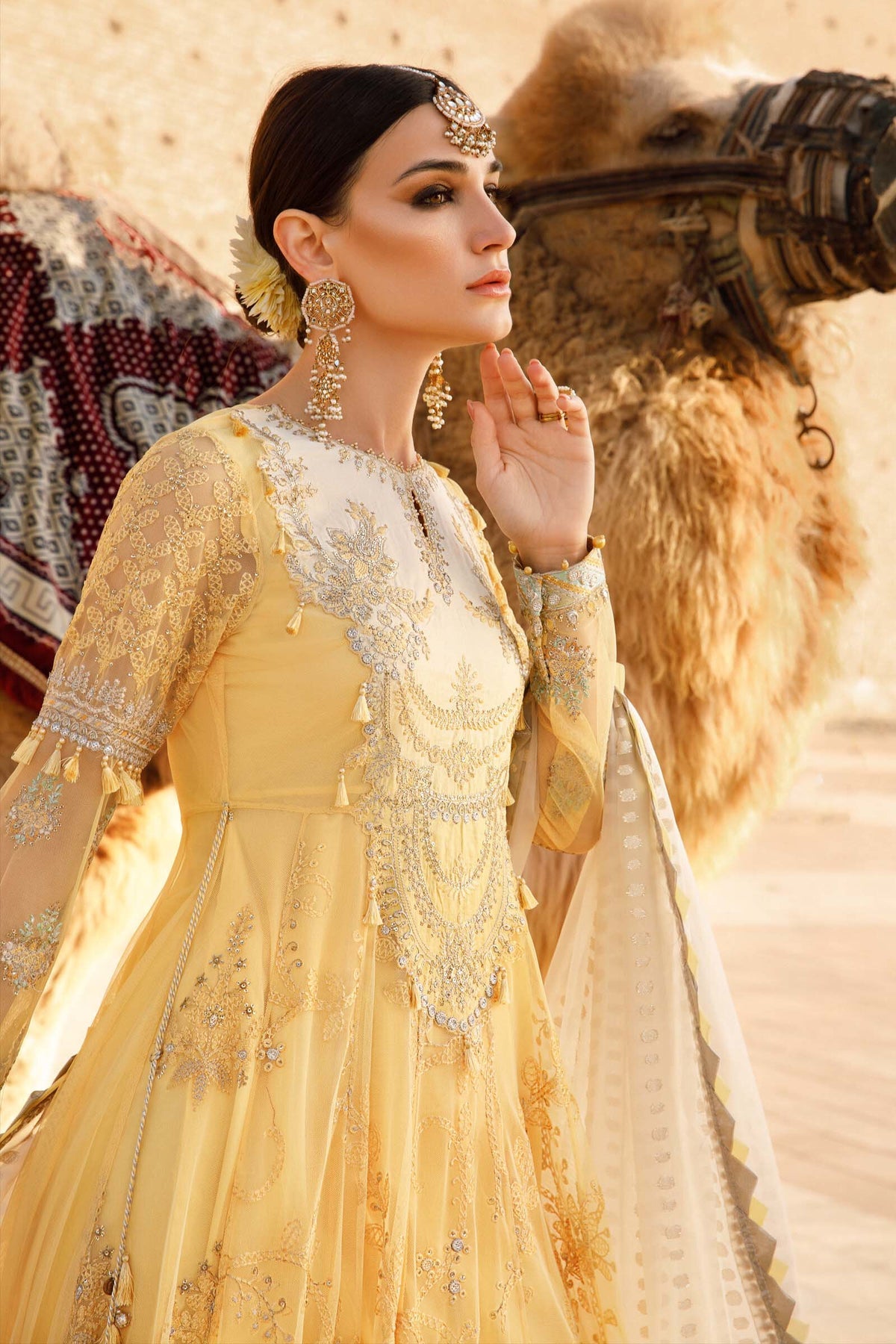  Maria.B Luxe Lawn - D-2305-A - Luxury Eid Lawn 2023 - Spring Summer 2023 - Shahana Collection UK